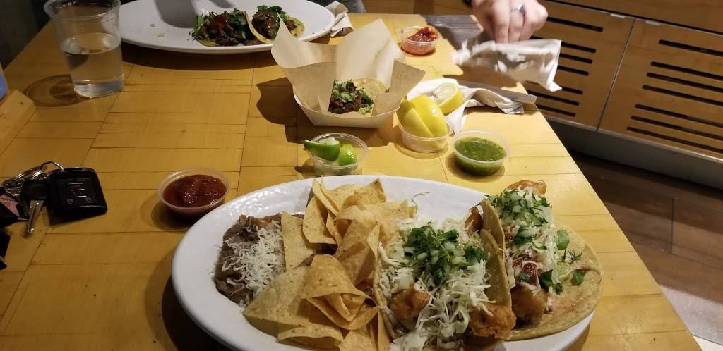 Rubios Coastal Grill | restaurant | 2431 N. Naglee Road, Suite 7A, Tracy, CA 95304, USA | 2098357765 OR +1 209-835-7765