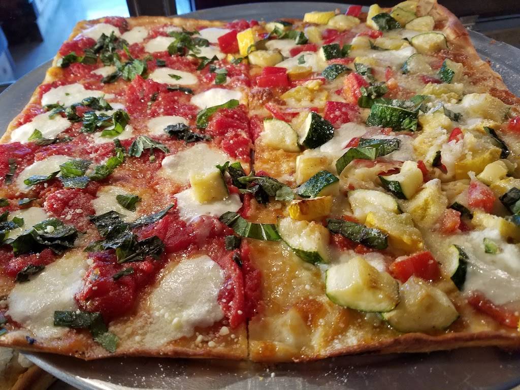 Crespos Fratellis Pizzeria | restaurant | 1253 Woodbourne Rd, Levittown, PA 19057, USA | 2675987117 OR +1 267-598-7117