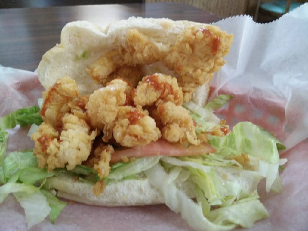 Le Cafe | cafe | 124 Rees St, Breaux Bridge, LA 70517, USA | 3373322500 OR +1 337-332-2500