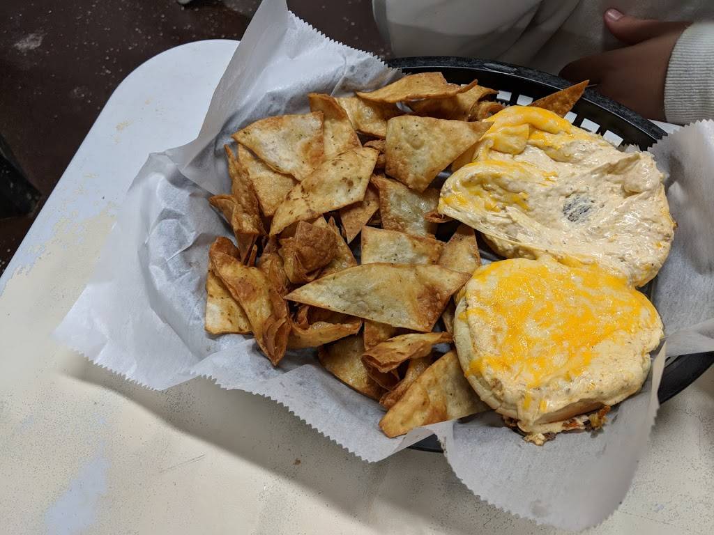 Crusty Crab Seafood Shack | restaurant | 2118 Harbor Dr, Greenbackville, VA 23356, USA | 7578245437 OR +1 757-824-5437