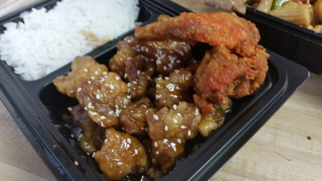 Big L Chop Suey | restaurant | 8949 Natural Bridge Rd #3916, St. Louis, MO 63121, USA | 3144286266 OR +1 314-428-6266