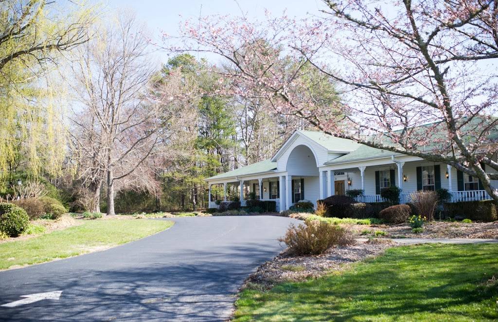 Etowah Valley Golf Club & Lodge | restaurant | 470 Brickyard Rd, Etowah, NC 28729, USA | 8288917022 OR +1 828-891-7022