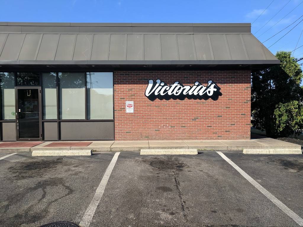 Victorias Sub Shop | meal takeaway | 345 Rockland St, Hingham, MA 02043, USA | 7817499684 OR +1 781-749-9684