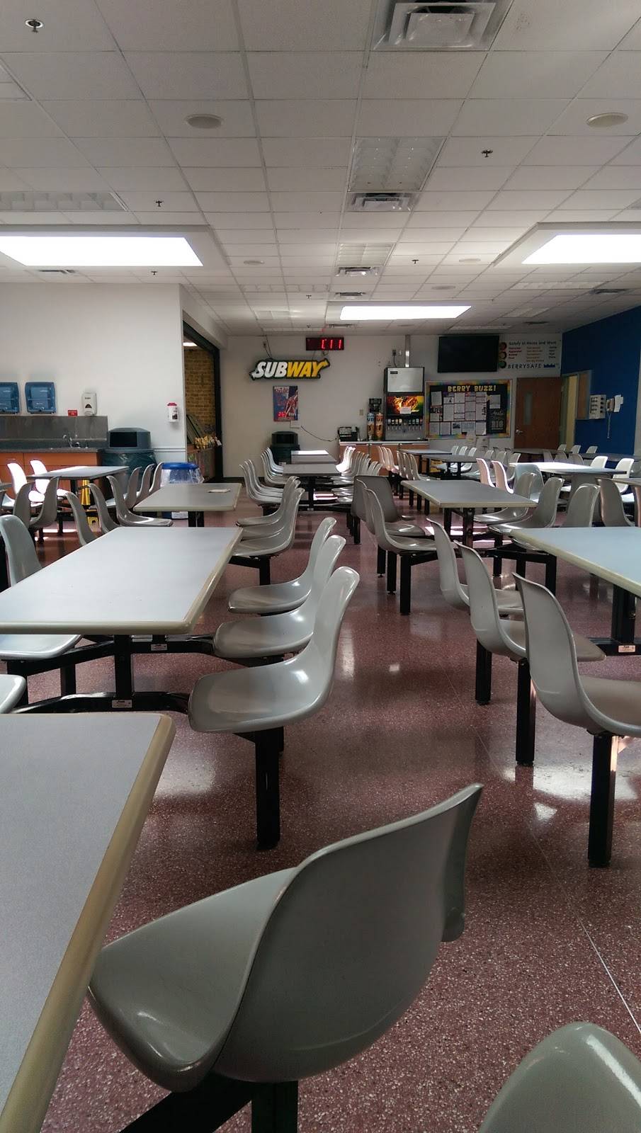 Subway | restaurant | 101 Oakley St, Evansville, IN 47710, USA | 8122503782 OR +1 812-250-3782