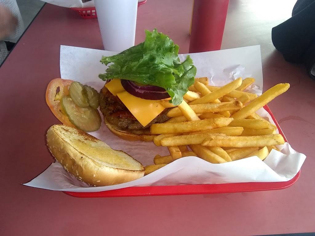 Triple Play | restaurant | 1570 W Duval Mine Rd, Green Valley, AZ 85614, USA | 5206257888 OR +1 520-625-7888