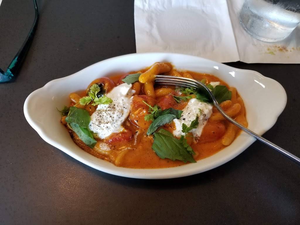 Alice Blue | restaurant | 250 W 19th St, Houston, TX 77008, USA | 7138642050 OR +1 713-864-2050