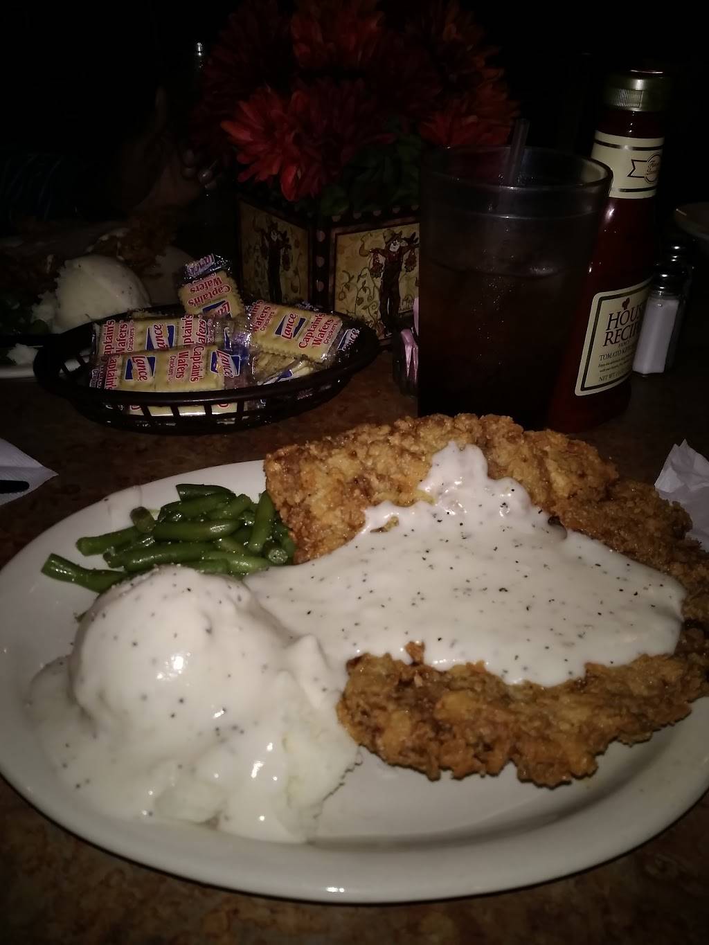 Smithharts Downtown Grill | restaurant | 104 That Way, Lake Jackson, TX 77566, USA | 9792970082 OR +1 979-297-0082