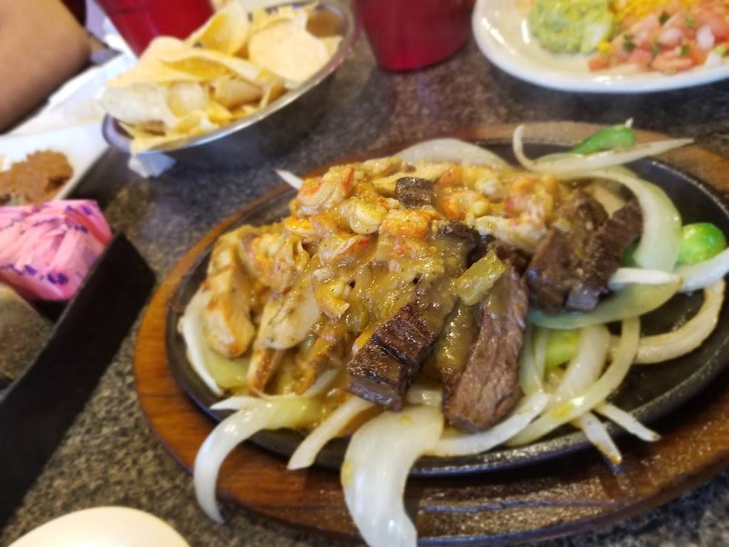 Casarez Mexican Restaurant | restaurant | 887 Edgebrook Dr, Houston, TX 77034, USA | 7139479153 OR +1 713-947-9153