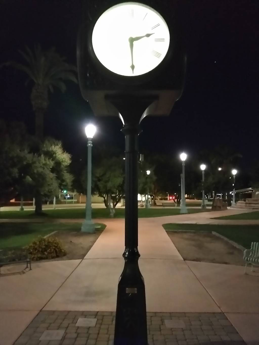 KFC | restaurant | 618 E Florence Blvd, Casa Grande, AZ 85122, USA | 5208361043 OR +1 520-836-1043