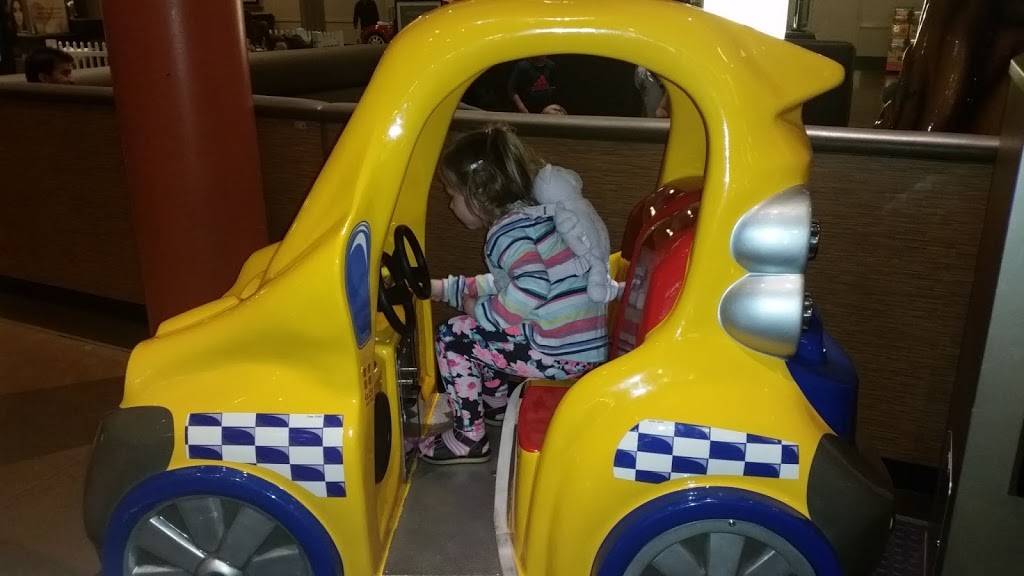 Century Northgate | meal takeaway | 7000 Northgate Dr, San Rafael, CA 94903, USA | 4154911314 OR +1 415-491-1314