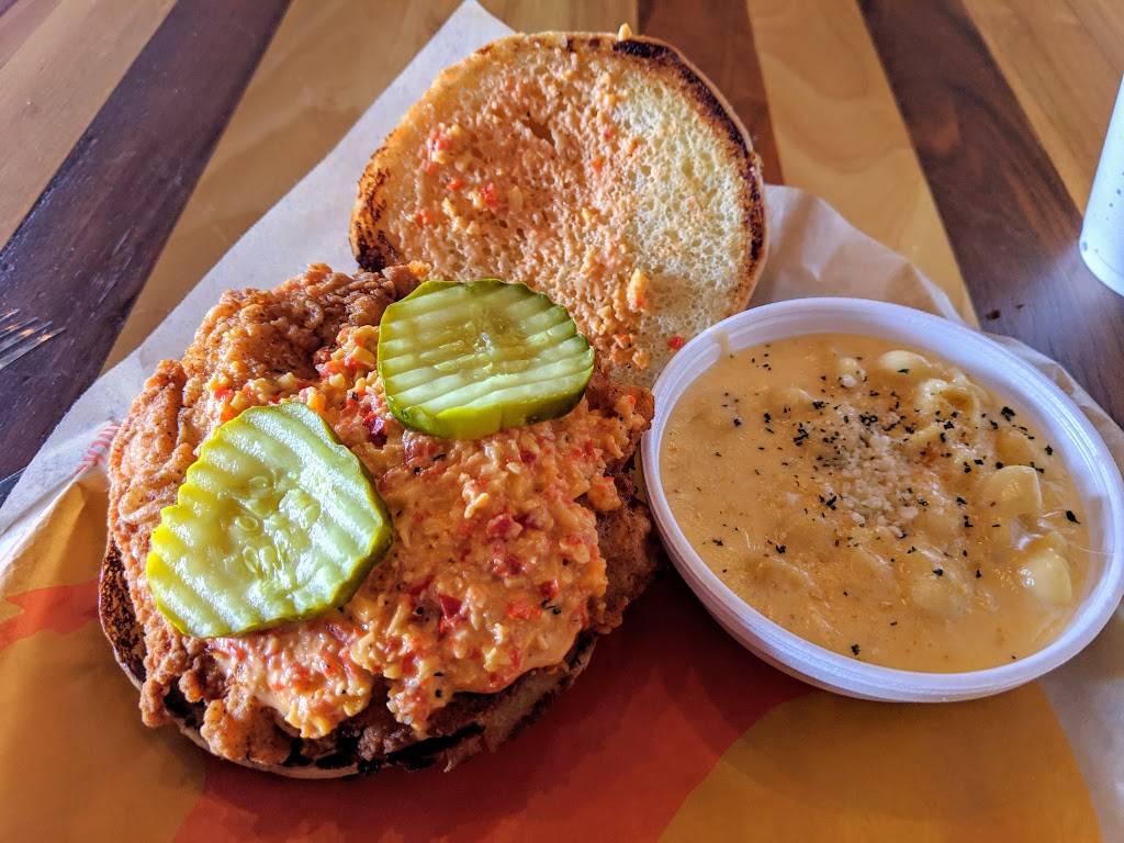 Joellas Hot Chicken Middletown | restaurant | 13401 Shelbyville Rd #101, Louisville, KY 40223, USA | 5022541111 OR +1 502-254-1111