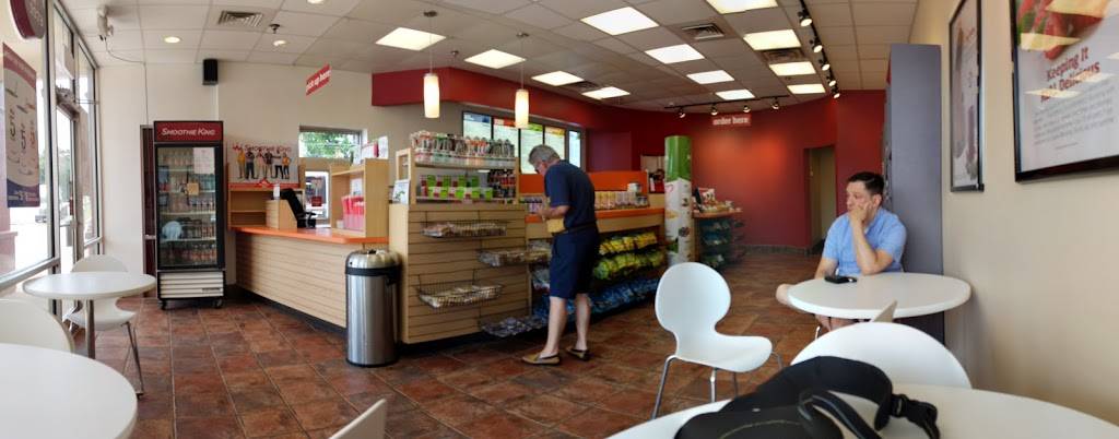 Smoothie King | restaurant | 8515 A-Kingston Pike, Knoxville, TN 37919, USA | 8654702888 OR +1 865-470-2888