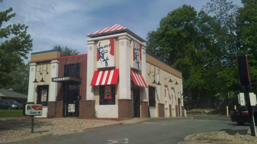 KFC | restaurant | 382 S Main St, Middletown, CT 06457, USA | 8603465658 OR +1 860-346-5658