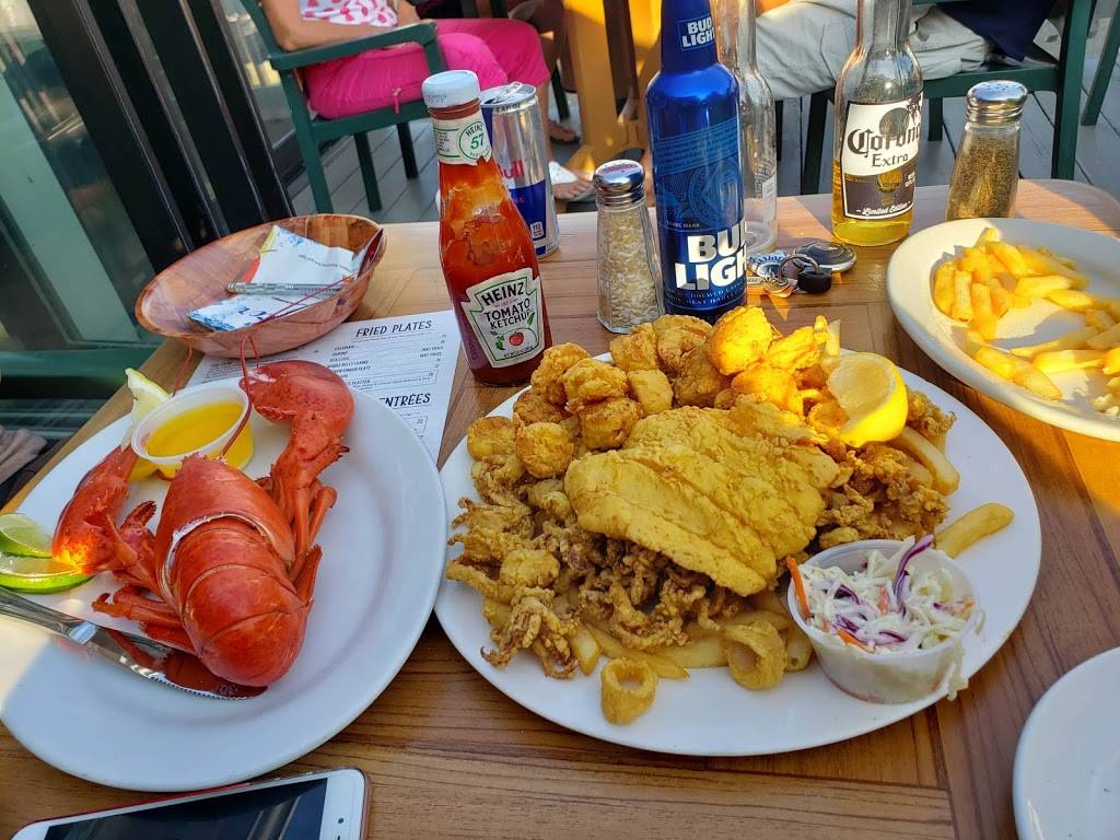 Captain Carlos | restaurant | 27 Harbor Loop, Gloucester, MA 01930, USA | 9782836342 OR +1 978-283-6342