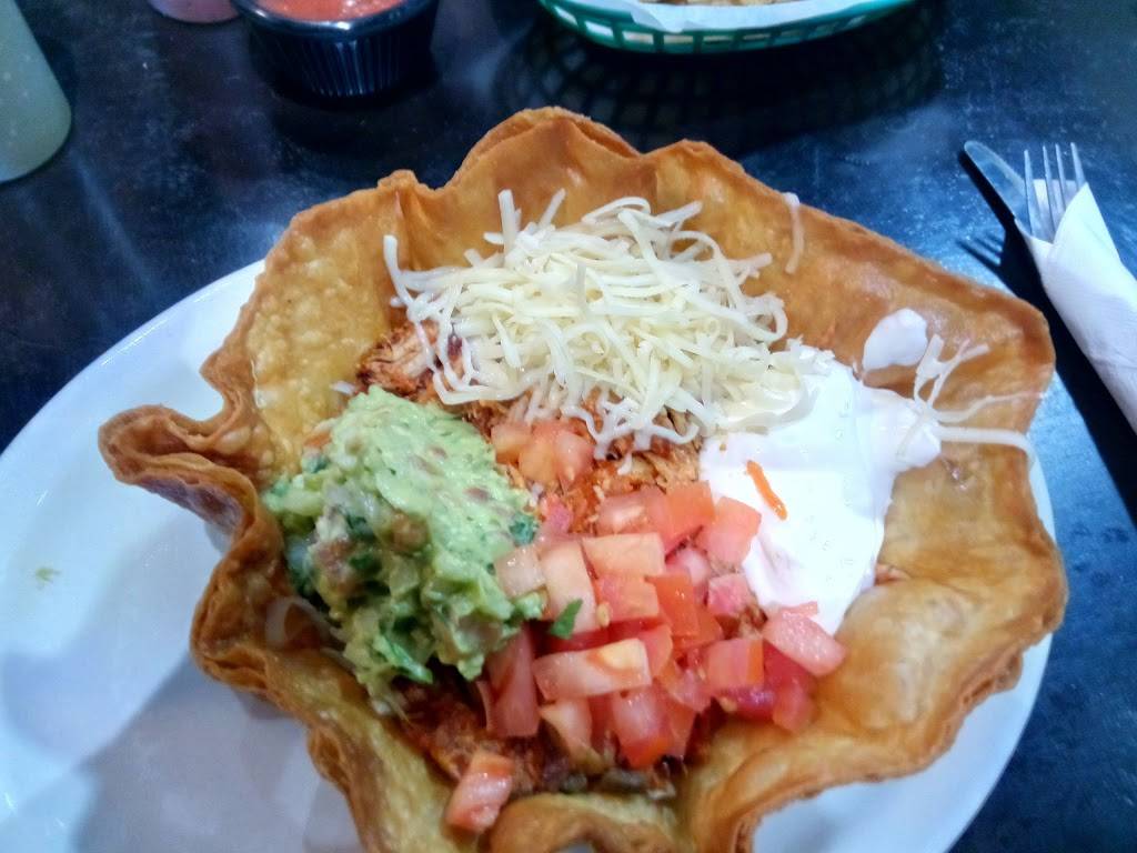 Tacos El Rey De Oro | restaurant | 322 W Rollins Rd, Round Lake Beach, IL 60073, USA | 8477402607 OR +1 847-740-2607