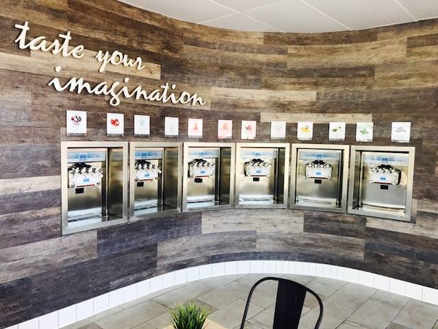 UC Yogurt | restaurant | 3943 Governor Dr, San Diego, CA 92122, USA | 8588867121 OR +1 858-886-7121