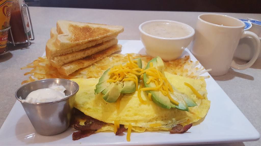 Mill Creek Restaurant | restaurant | 8051 State Highway 99E, Los Molinos, CA 96055, USA | 5303841031 OR +1 530-384-1031