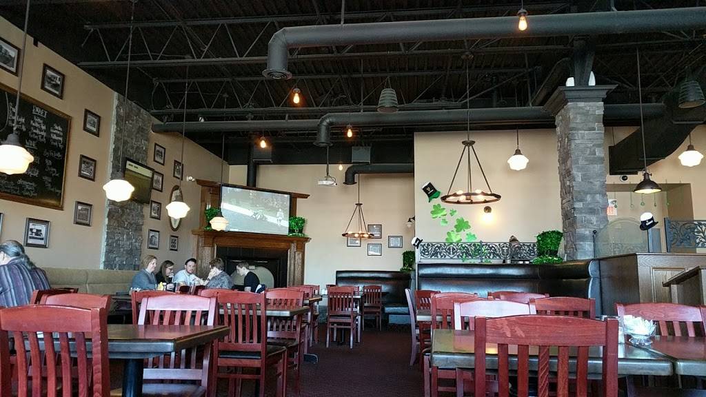 Simcoe Arms | restaurant | 140 Queensway East, Simcoe, ON N3Y 4W1, Canada | 5194285635 OR +1 519-428-5635