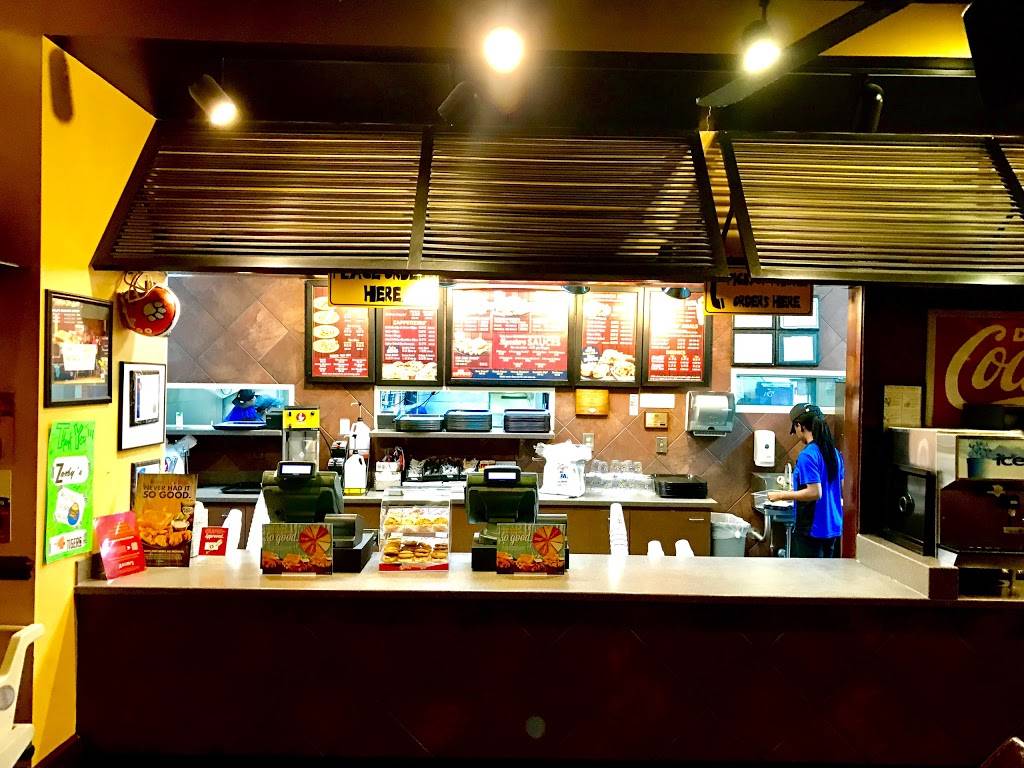 Zaxbys Chicken Fingers & Buffalo Wings | restaurant | 1225 S Lewis St, Metter, GA 30439, USA | 9126854361 OR +1 912-685-4361