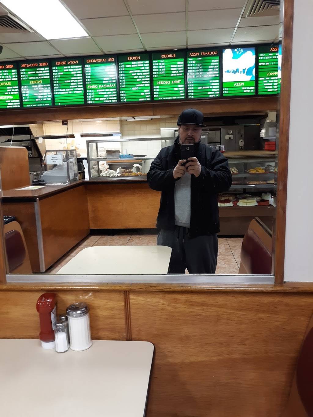 Section 5 Pizza | restaurant | 133 Einstein Loop N, Bronx, NY 10475, USA | 7183203887 OR +1 718-320-3887