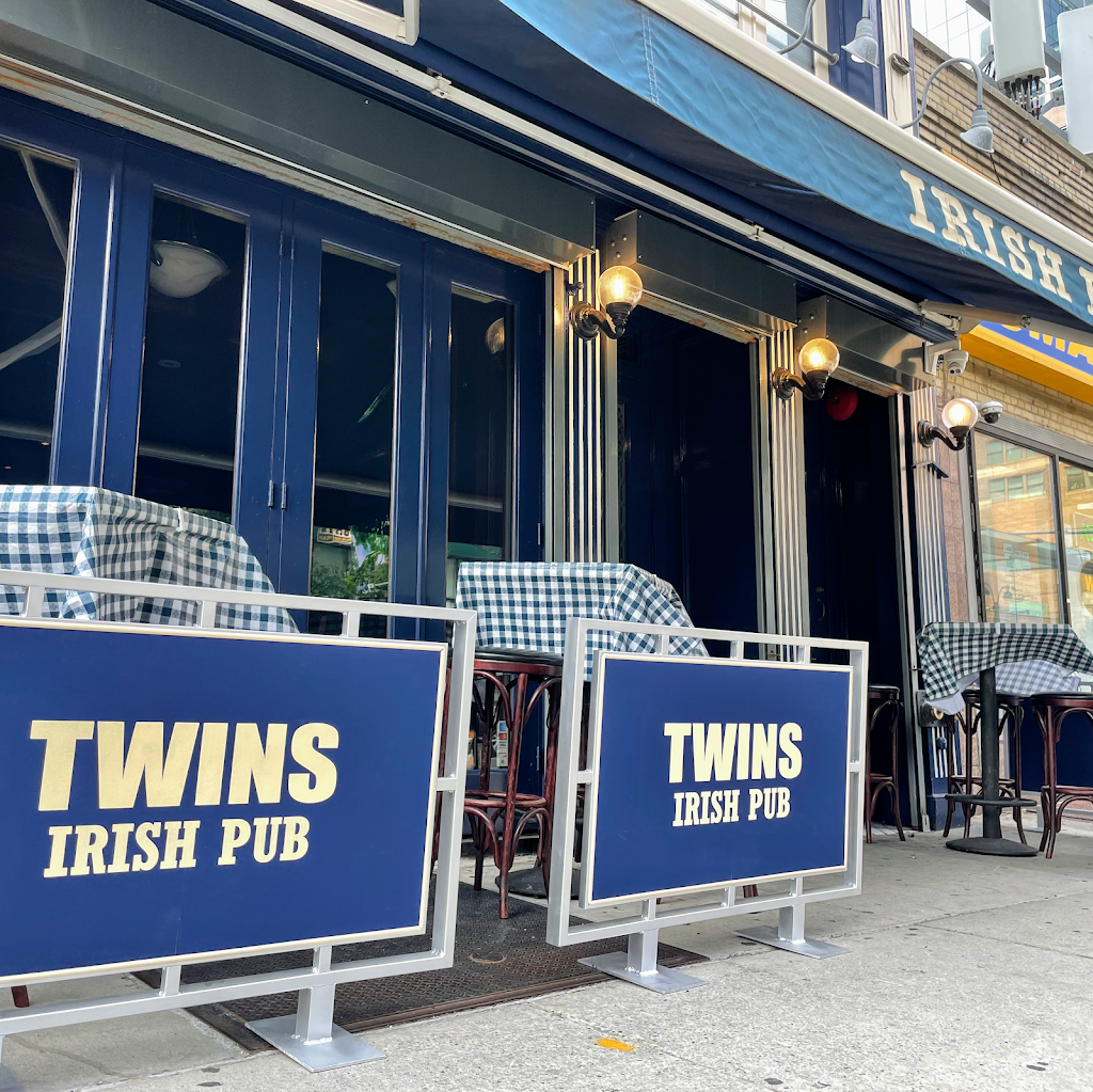 Twins Irish Pub | restaurant | 421 9th Ave, New York, NY 10001, USA | 2126431688 OR +1 212-643-1688