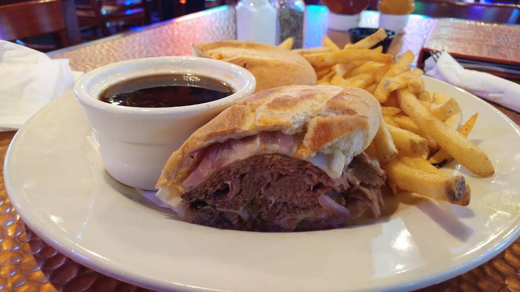 Bostons Restaurant & Sports Bar | restaurant | 16927 Sierra Lakes Pkwy, Fontana, CA 92336, USA | 9098232300 OR +1 909-823-2300