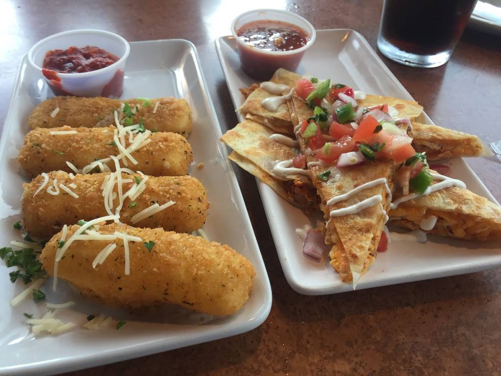 TGI Fridays | restaurant | 301 Rocky Run Pkwy, Wilmington, DE 19803, USA | 3024797170 OR +1 302-479-7170