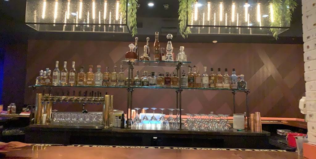 Mesa Loca | restaurant | 2645 Erie Ave, Cincinnati, OH 45208, USA | 5133216372 OR +1 513-321-6372