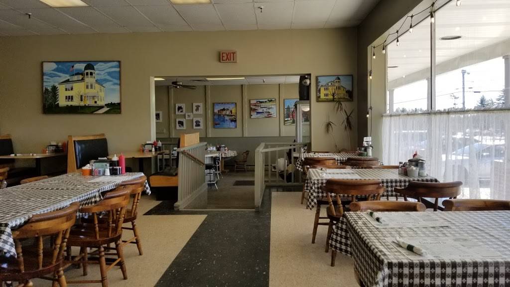 Chummys Mid Town Diner | restaurant | 580 Lisbon St, Lisbon Falls, ME 04252, USA | 2073534732 OR +1 207-353-4732