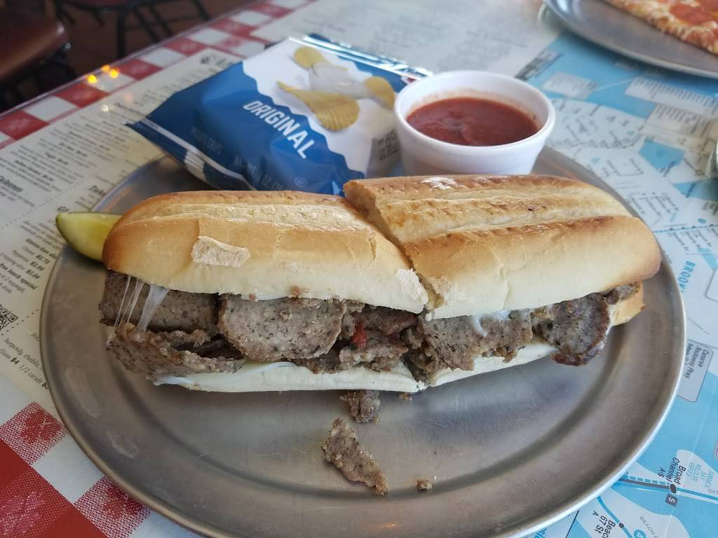 Leon Gessi Pizza | restaurant | 1806 Palmer Park Blvd, Colorado Springs, CO 80909, USA | 7196351542 OR +1 719-635-1542