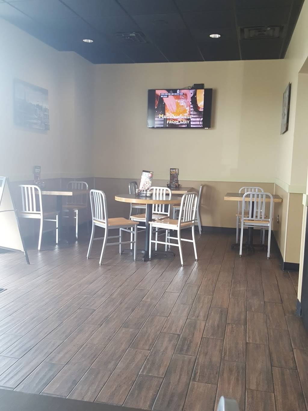 Pizza Hut | restaurant | 2299 Johns Hopkins Rd, Gambrills, MD 21054, USA | 4107214141 OR +1 410-721-4141