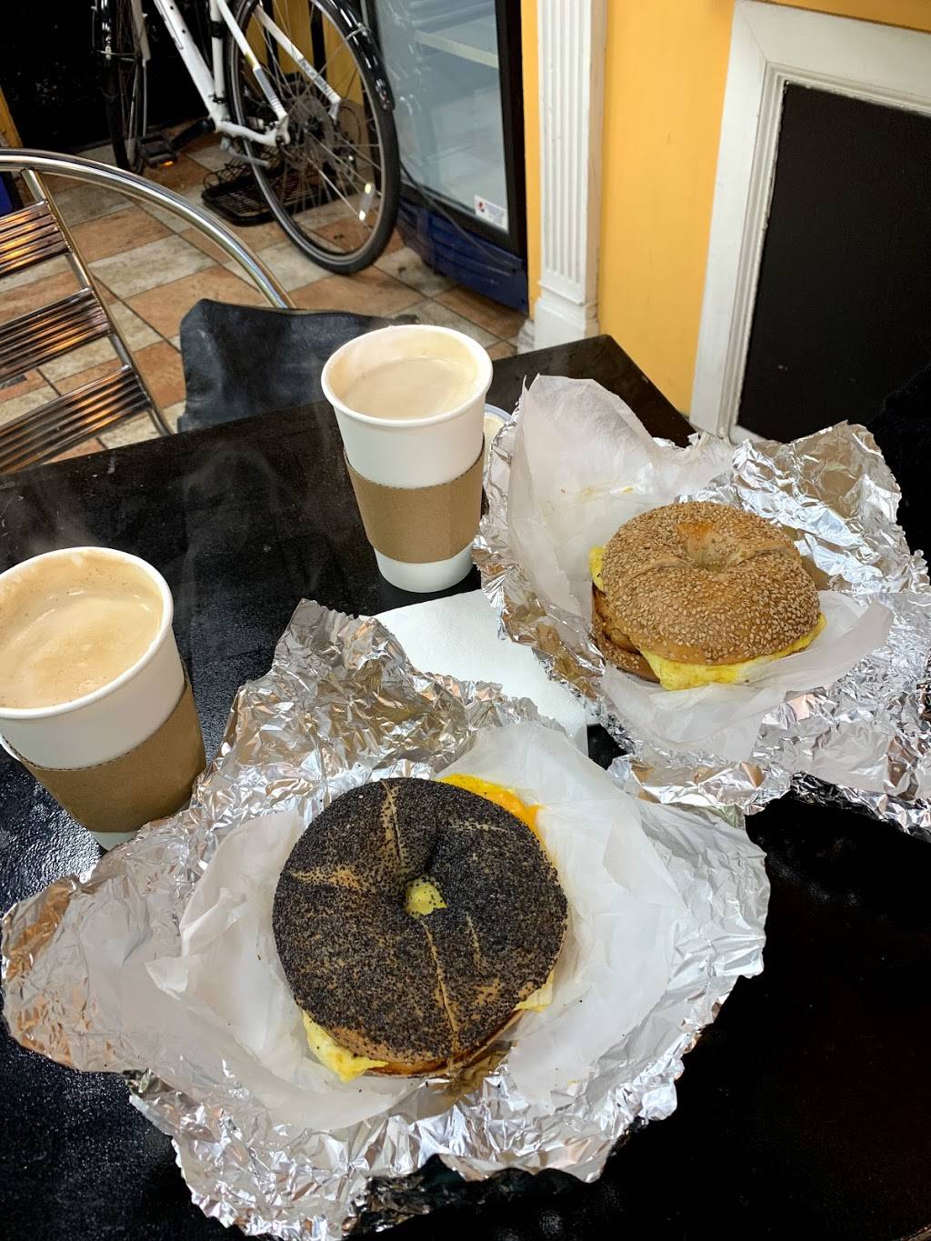 Metro Bagel & Cafe | cafe | 5811 4th Ave, Brooklyn, NY 11220, USA | 7185670666 OR +1 718-567-0666