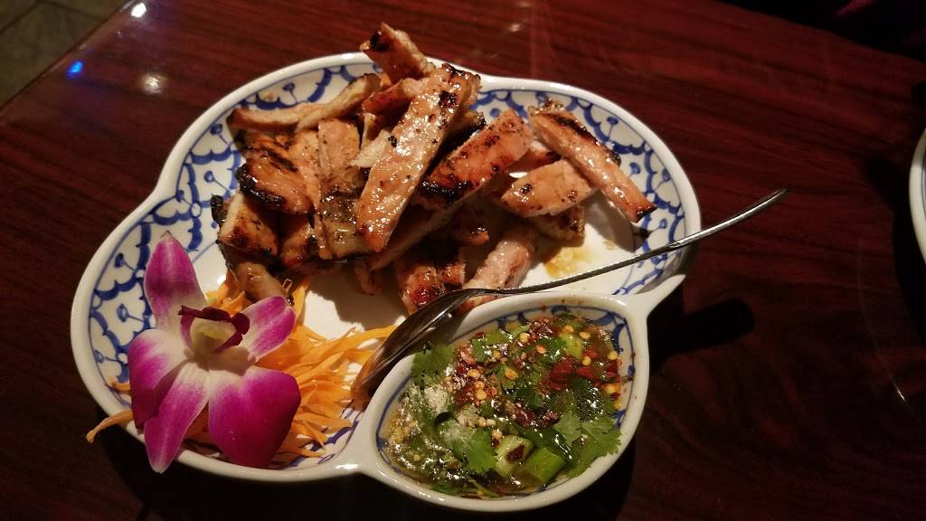 Chili Thai Restaurant | restaurant | 3712 9th St SW, Puyallup, WA 98373, USA | 2538647005 OR +1 253-864-7005