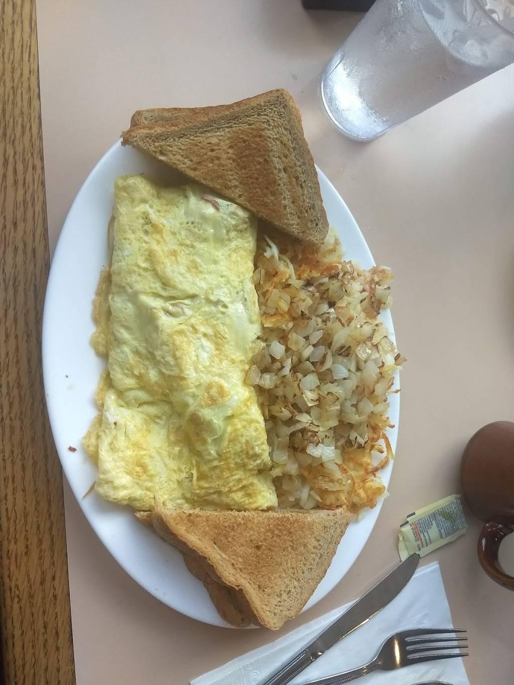 Garden City Café | restaurant | 5662 Middlebelt Rd, Garden City, MI 48135, USA | 7343386160 OR +1 734-338-6160