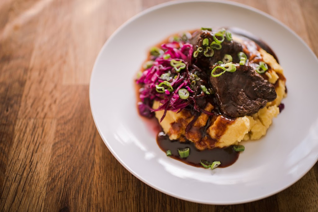 Heirloom MKE | restaurant | 2378 S Howell Ave, Milwaukee, WI 53207, USA | 2622291157 OR +1 262-229-1157