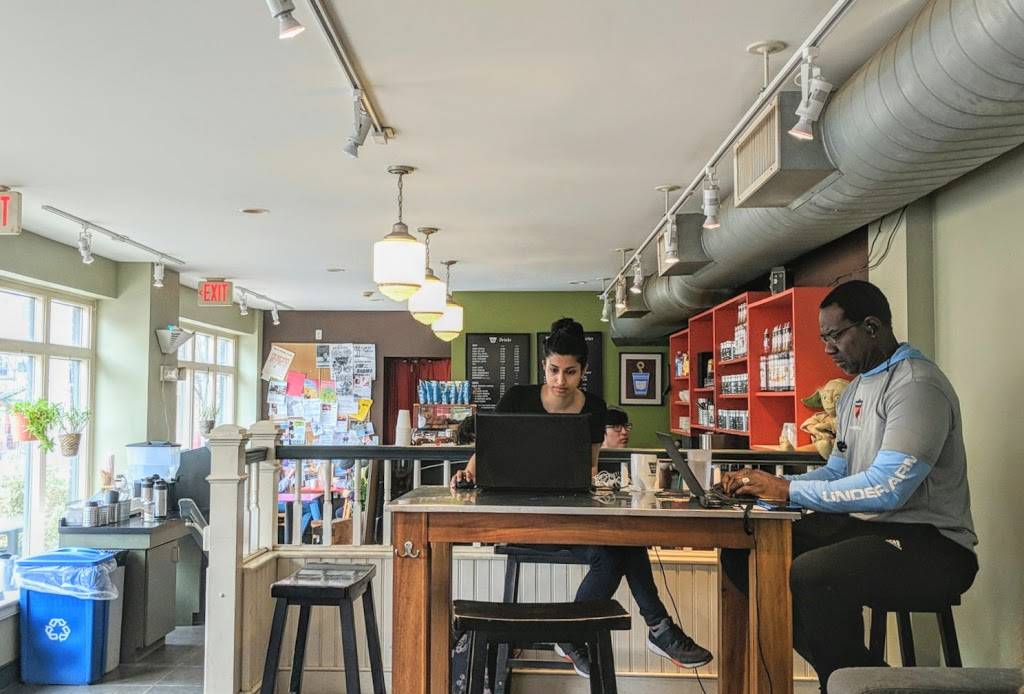 The Green Line Cafe | meal takeaway | 4426 Locust St, Philadelphia, PA 19104, USA | 2152220799 OR +1 215-222-0799