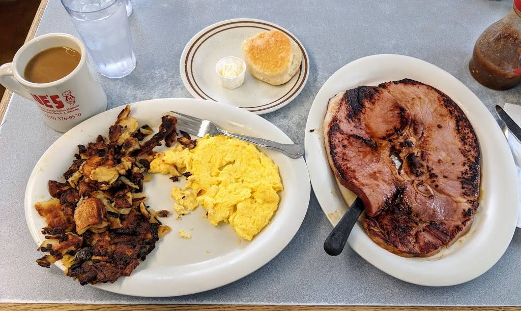 Eat at Joes | restaurant | 400 N Pacific Coast Hwy, Redondo Beach, CA 90277, USA | 3103769570 OR +1 310-376-9570