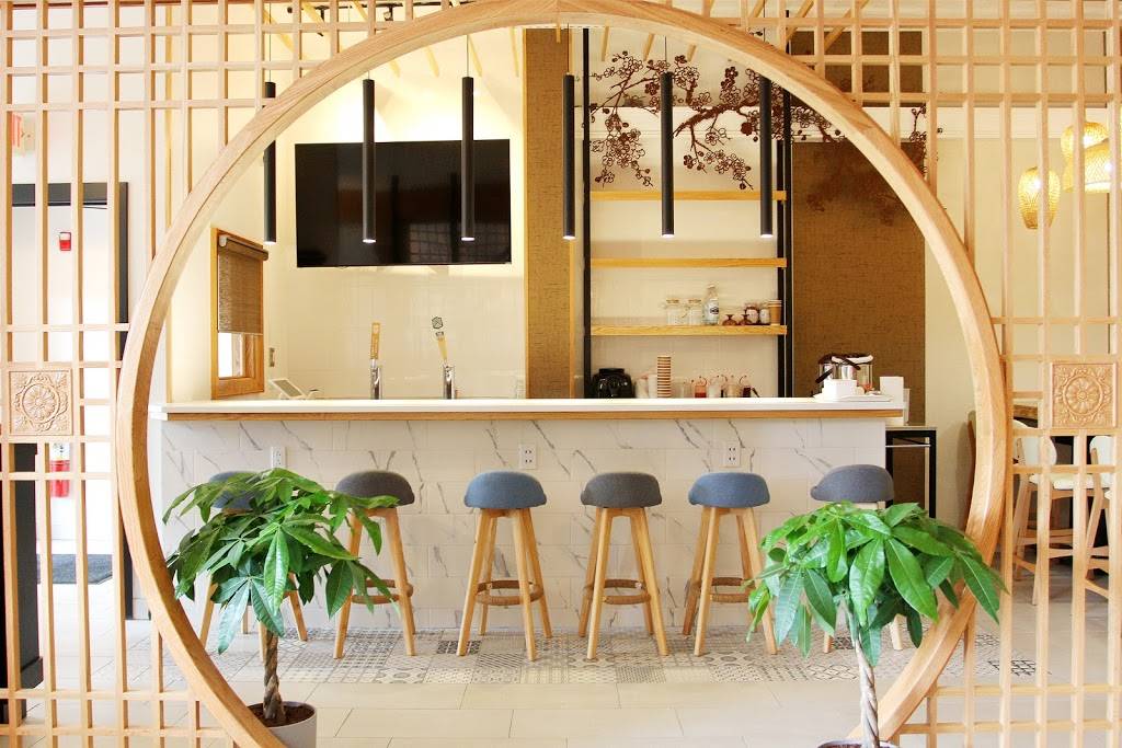 Six Po Hot Pot 六婆串串香 | restaurant | 1353 Beacon St, Brookline, MA 02446, USA | 6176511739 OR +1 617-651-1739