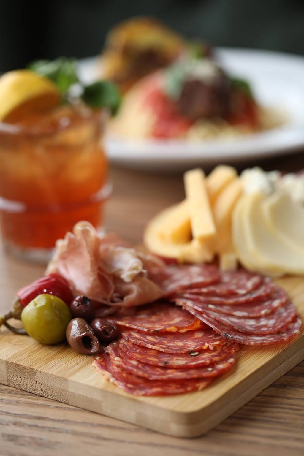 Earnest Hall | restaurant | 2915 W 44th Ave, Denver, CO 80211, USA | 3039555580 OR +1 303-955-5580