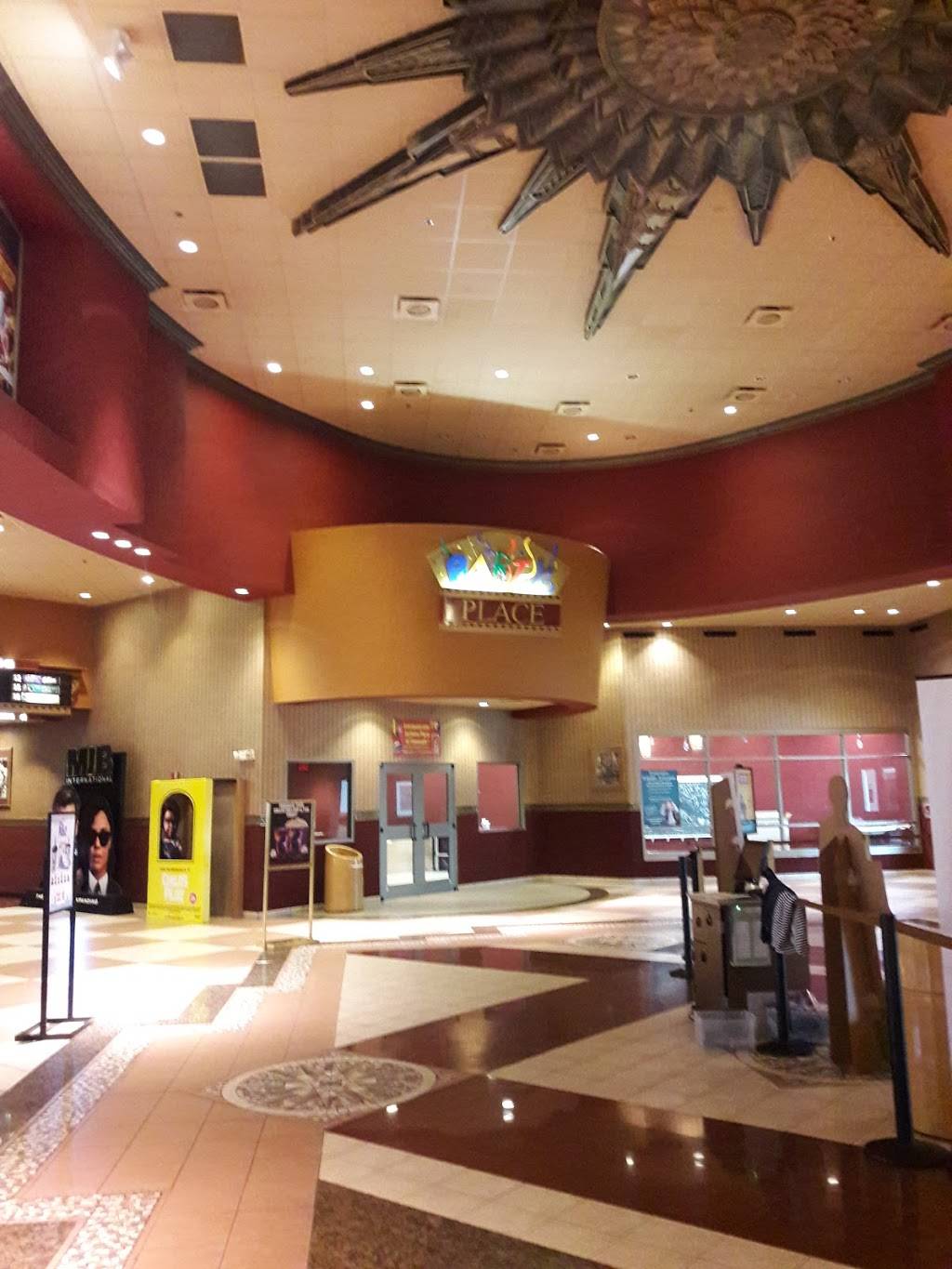 Cinemark 18 | meal takeaway | 880 N Military Hwy, Norfolk, VA 23502, USA | 7574619197 OR +1 757-461-9197