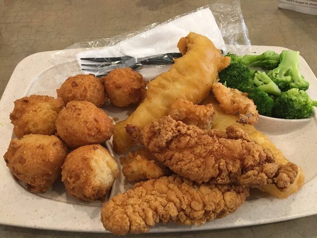 Captain Ds | restaurant | 3911 Victory Blvd, Portsmouth, VA 23701, USA | 7574059450 OR +1 757-405-9450