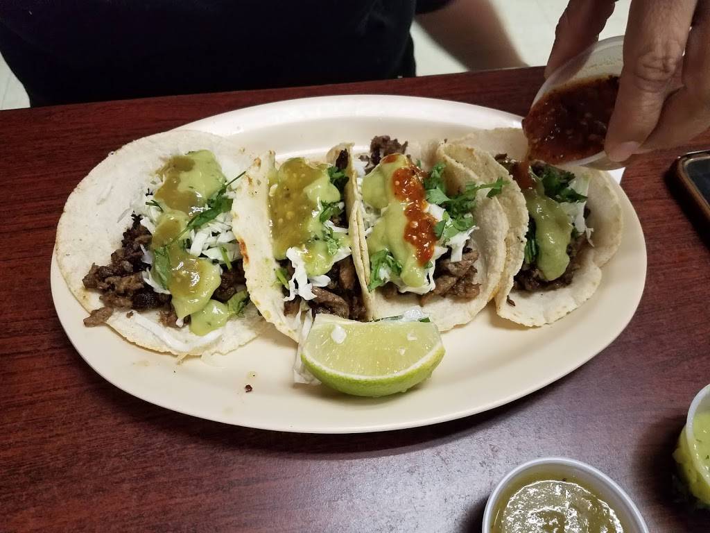 Taqueria Y Carnerceria El Charrito | restaurant | 2327 N West Ave, Fresno, CA 93705, USA | 5594451517 OR +1 559-445-1517