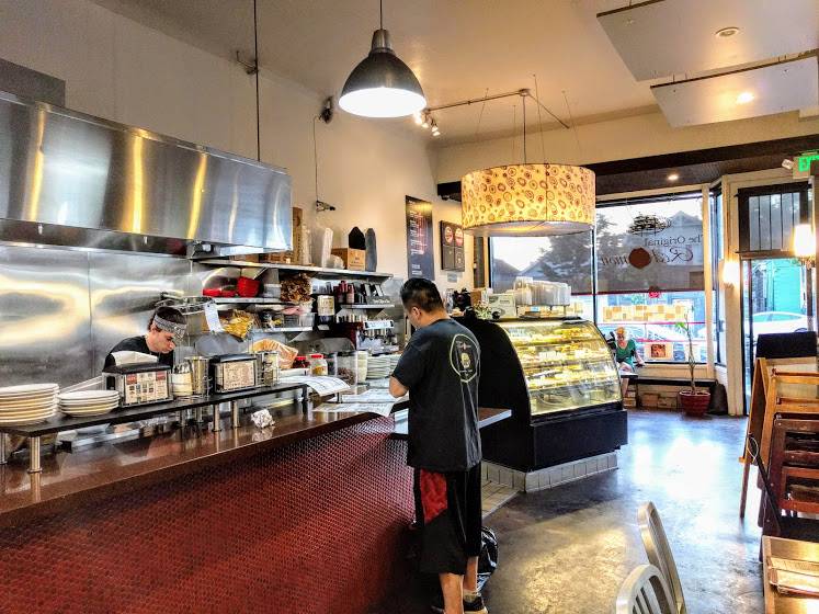 Original Red Onion | restaurant | 1222 Park St, Alameda, CA 94501, USA | 5105213288 OR +1 510-521-3288