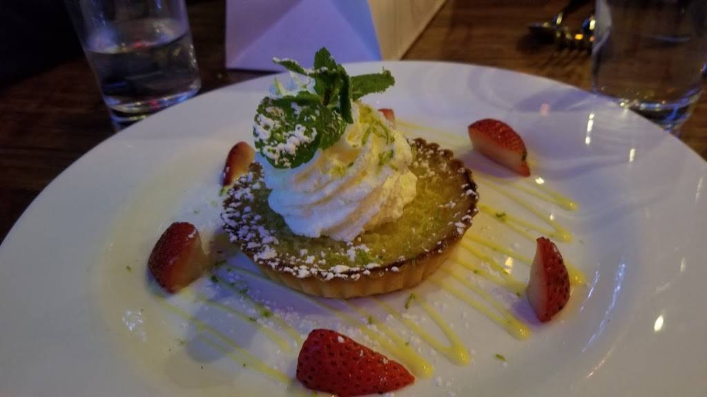 KEE Oyster House | restaurant | 126-128 E Post Rd, White Plains, NY 10601, USA | 9144378535 OR +1 914-437-8535