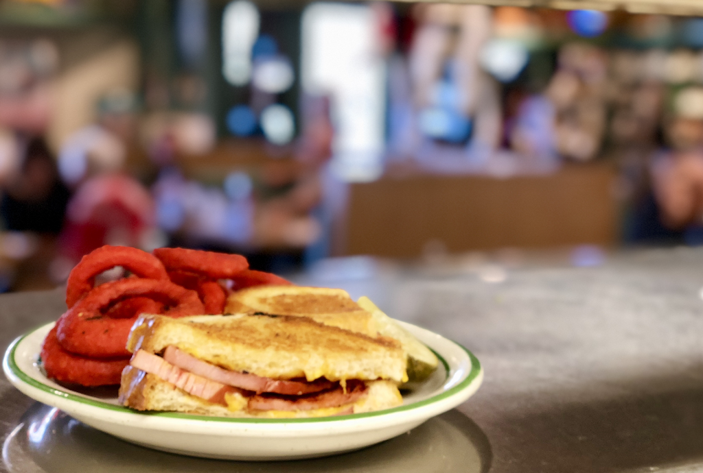 Penfolds Cafe & Bakery | restaurant | 28250 Old Town Front St, Temecula, CA 92590, USA | 9516766411 OR +1 951-676-6411