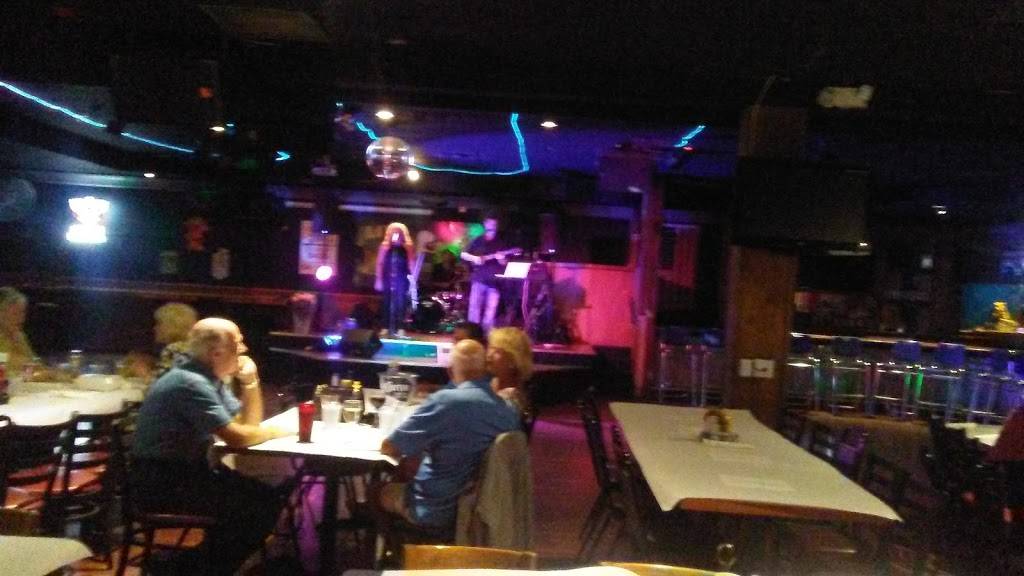 Rhythm House Restaurant & Lounge | restaurant | 16440 S Tamiami Trail #11, Fort Myers, FL 33908, USA | 2394668326 OR +1 239-466-8326