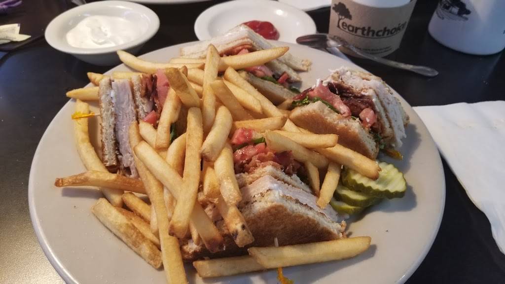 Original Market Diner | restaurant | 4434 Harry Hines Blvd, Dallas, TX 75219, USA | 2145210992 OR +1 214-521-0992