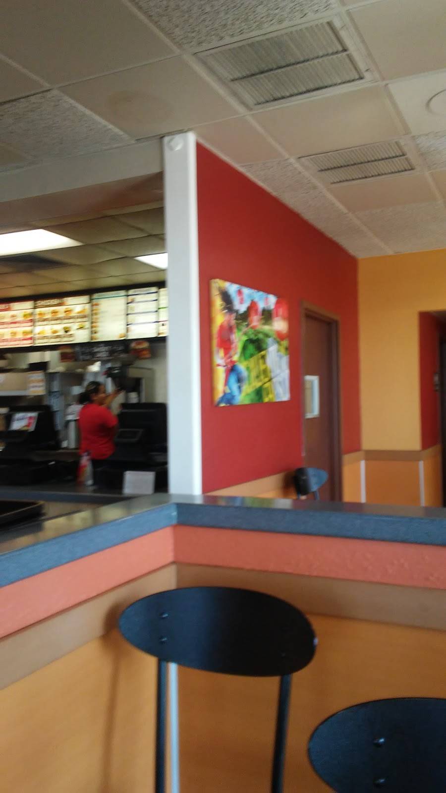 Jack in the Box | restaurant | 251 Greens Rd, Houston, TX 77060, USA | 2818762714 OR +1 281-876-2714