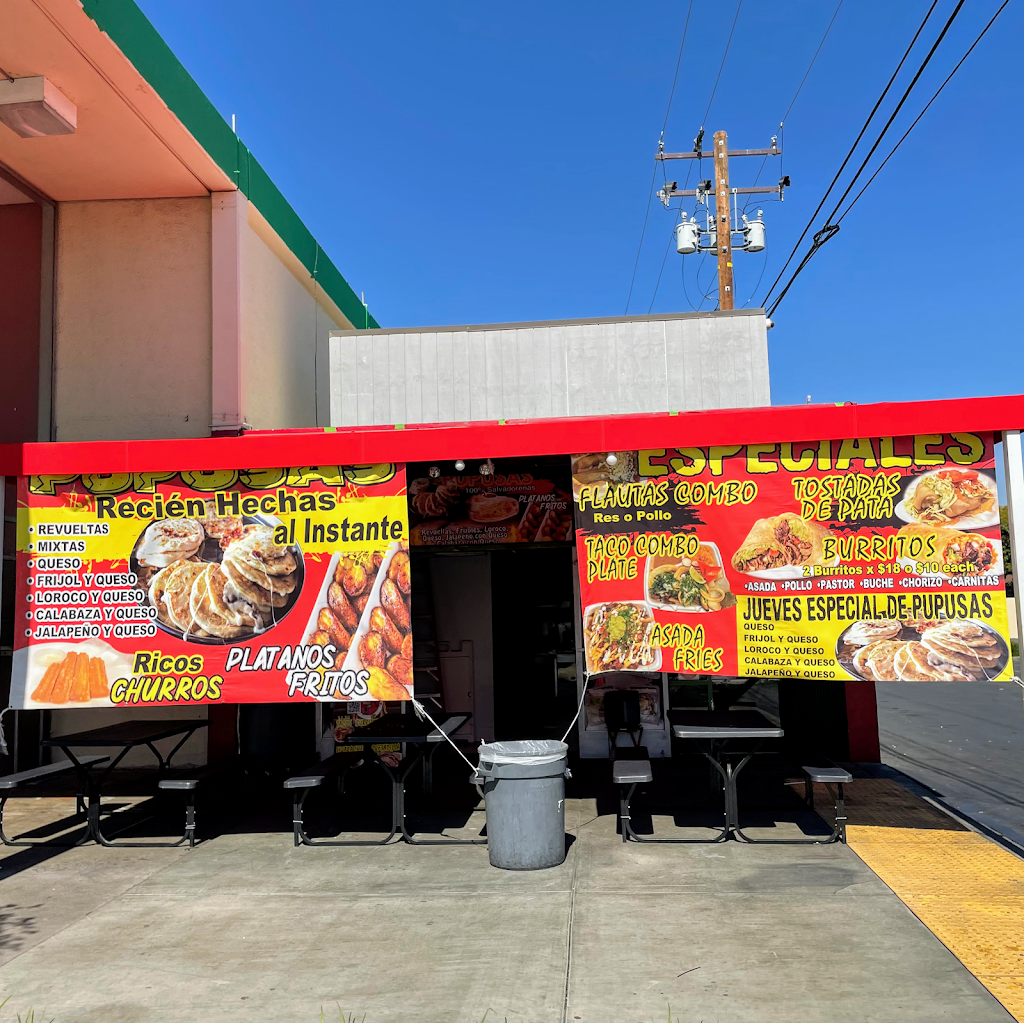 Mulitas y mariscos_q | restaurant | 635 S Main St, Santa Ana, CA 92701, USA | 6579002004 OR +1 657-900-2004