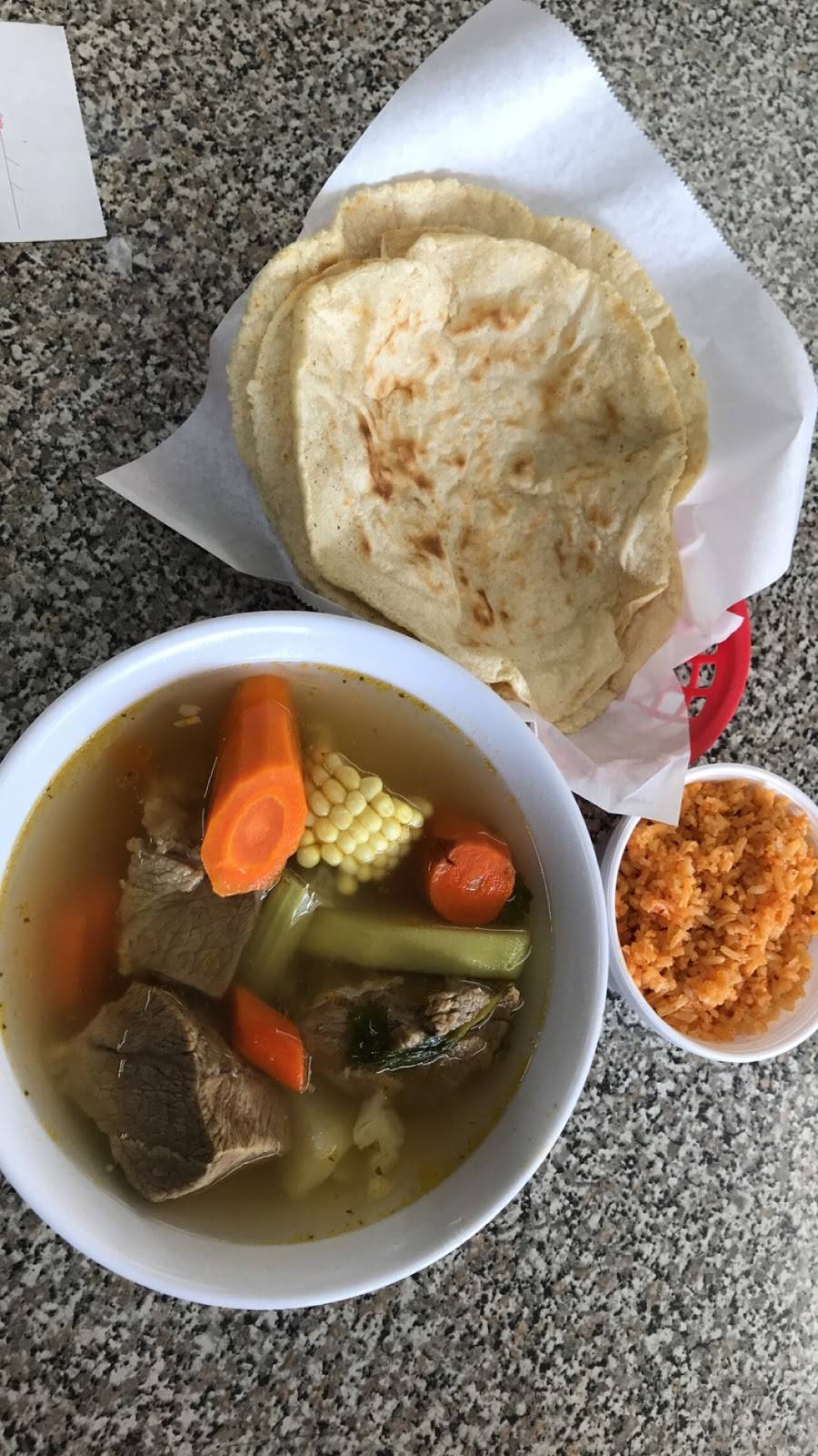 Aldos Mexican Food | restaurant | 205 Cecil Ave, Delano, CA 93215, USA | 6612293547 OR +1 661-229-3547